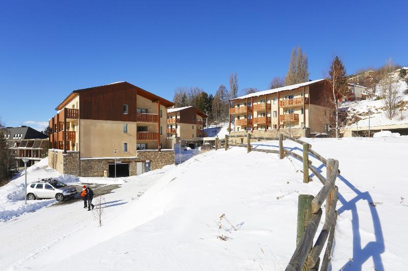 Residence Nemea Les Chalets Du Belvedere Font-Romeu-Odeillo-Via Exteriör bild